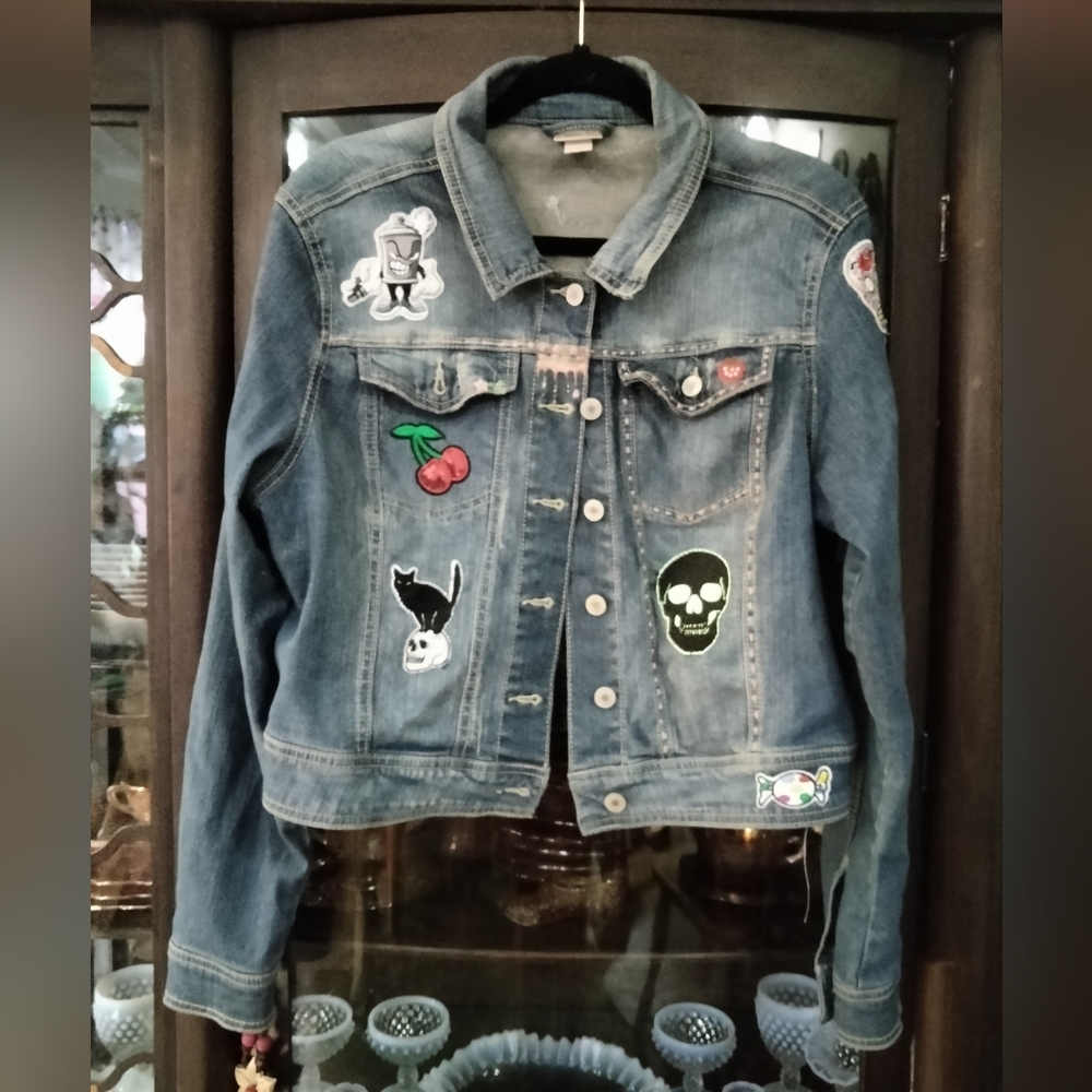 Custom Jackets - Picture 2 of 7